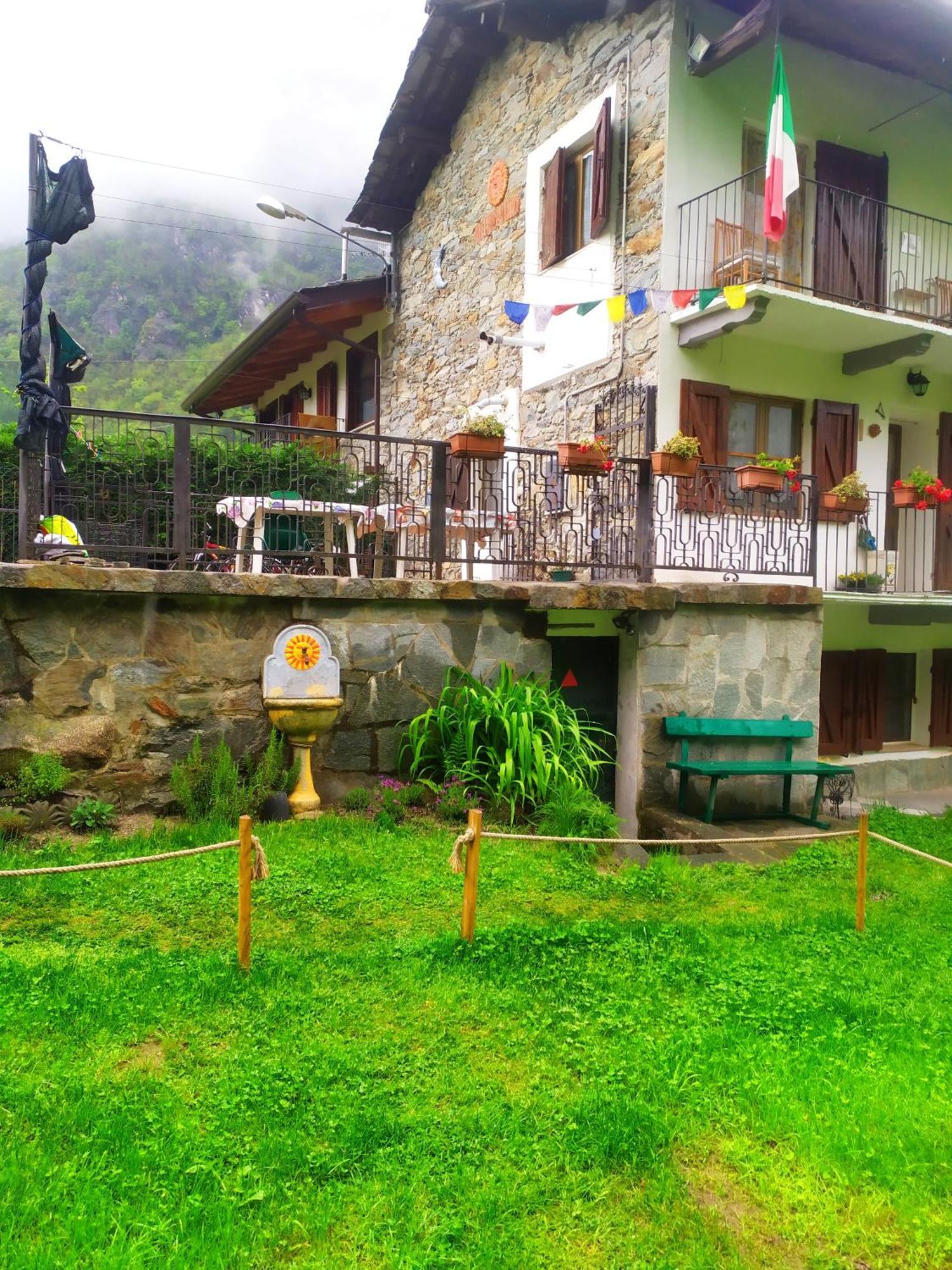 La Ghita Bed & Breakfast Sparone Dış mekan fotoğraf