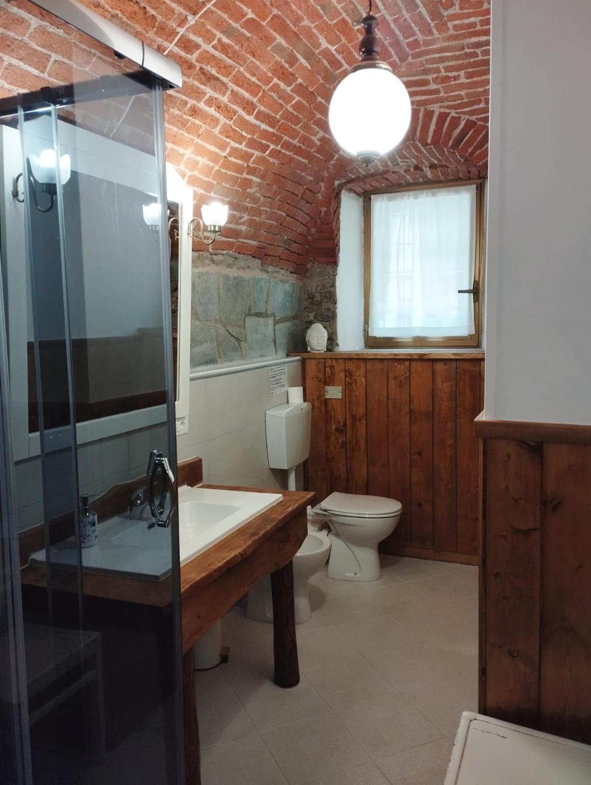 La Ghita Bed & Breakfast Sparone Dış mekan fotoğraf